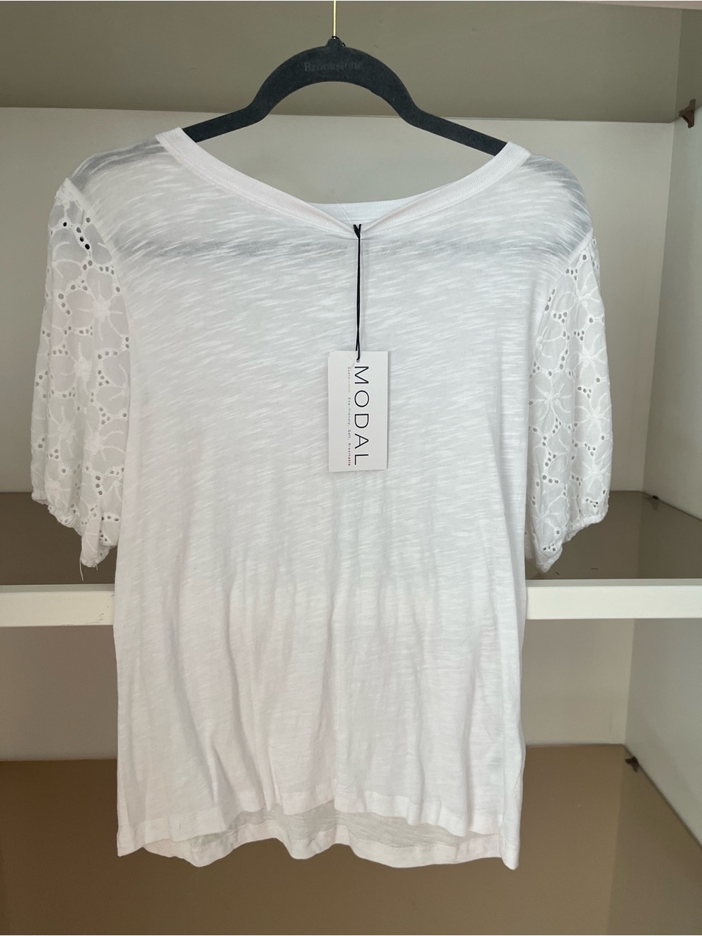 Moda White Eyelet Short Sleeve Tee